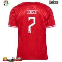 Camisa de Futebol Dinamarca Mathias Jensen #7 Equipamento Principal Europeu 2024 Manga Curta